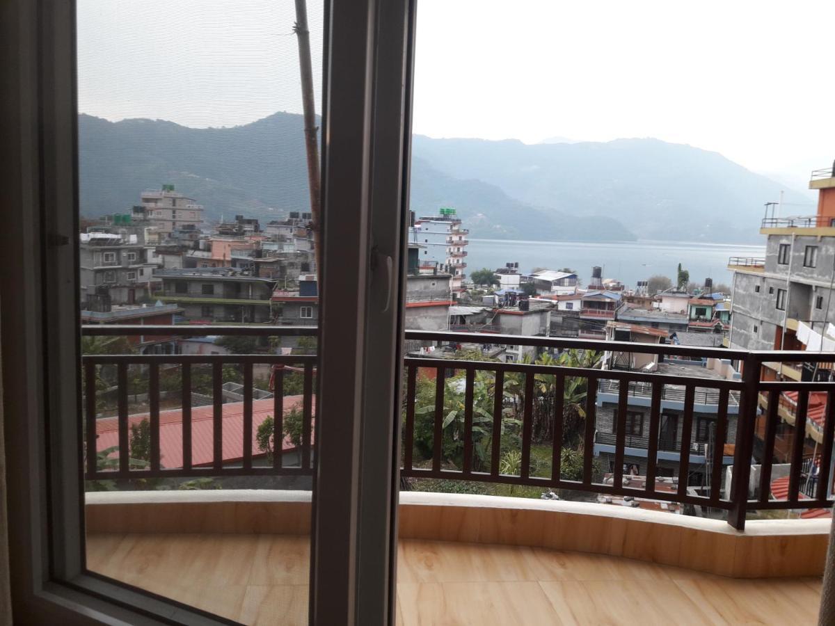 Beli Guest House ポカラ エクステリア 写真